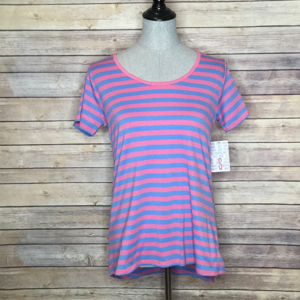 BNWT LuLaRoe Classic T